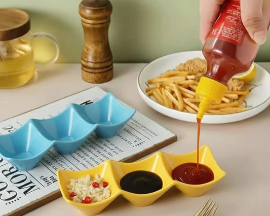 3 Grid Japanese Dip Sauce Tray|Plastic Sauce Dish Multi Section Condiment Tray (Random Color)